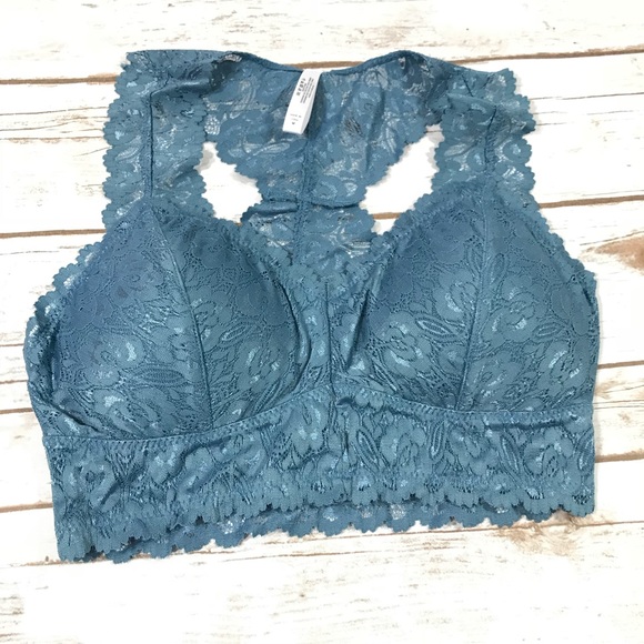 SwankStyles Other - Blue Bralette Removable Padding